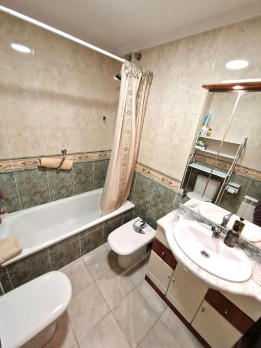Apartamento Playa Con Terraza & Vistas Al Mar Foz Eksteriør billede