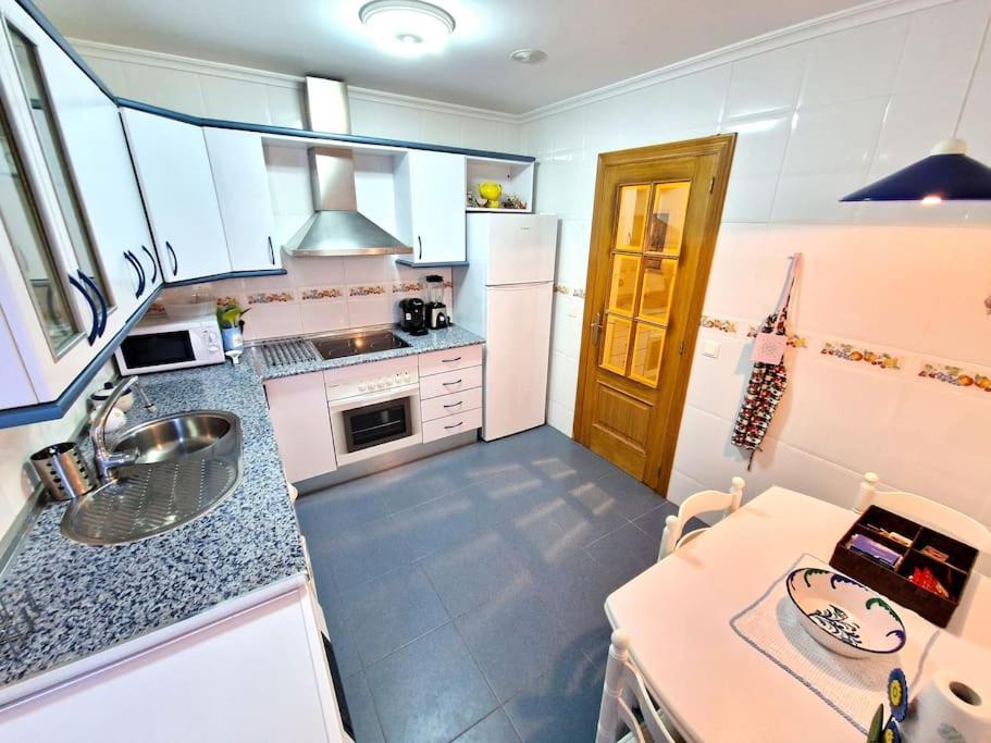 Apartamento Playa Con Terraza & Vistas Al Mar Foz Eksteriør billede